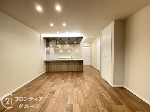 四條畷市中野新町の中古一戸建て