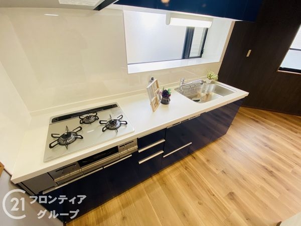 守口市寺方錦通１丁目　中古一戸建て