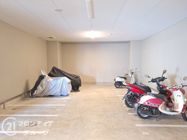 プレサンスロジェ四條畷忍ケ丘ザ・テラス　中古マンション