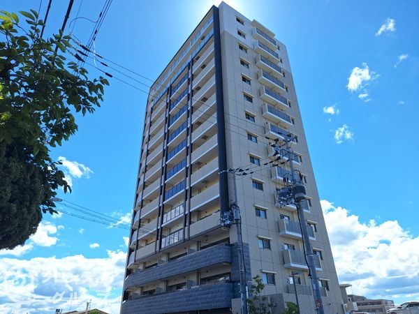 プレサンスロジェ四條畷忍ケ丘ザ・テラス　中古マンション