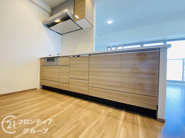 プレサンスロジェ四條畷忍ケ丘ザ・テラス　中古マンション