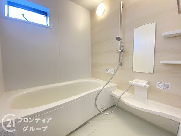 寝屋川市末広町　中古一戸建て