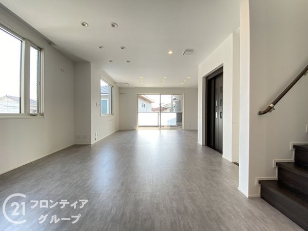 門真市小路町の中古一戸建て