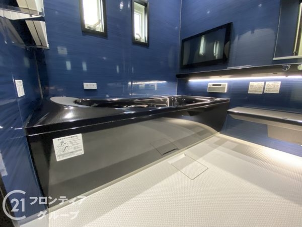 門真市小路町　中古一戸建て
