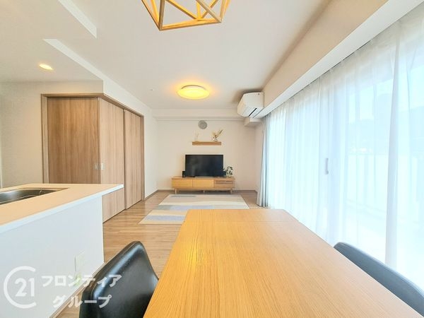 プレサンスロジェ四條畷忍ヶ丘ザ・テラス　中古マンション