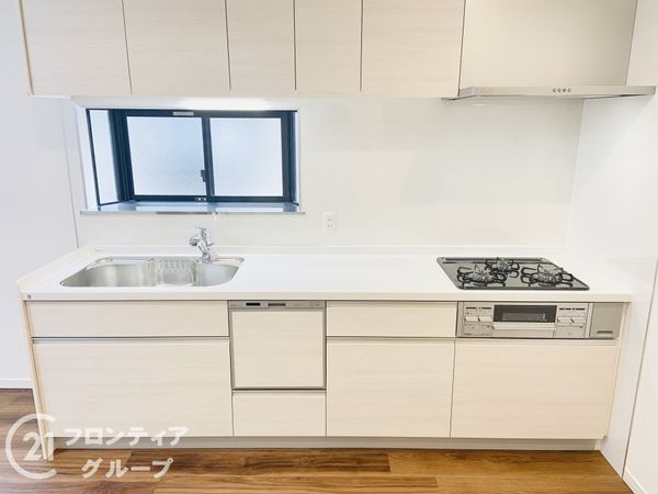 大阪市鶴見区鶴見１丁目　中古一戸建て