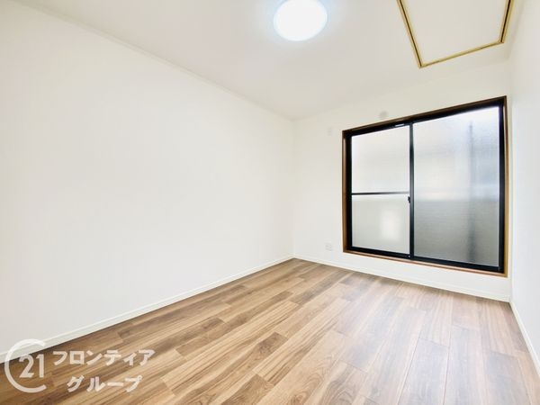 大阪市鶴見区鶴見1丁目の中古一戸建て(寝室)