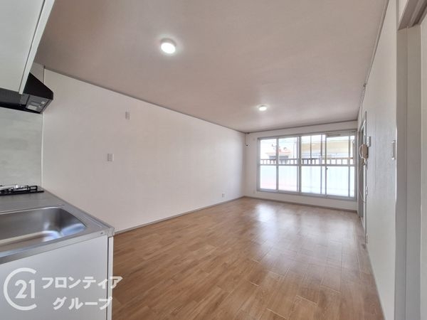 大阪市東淀川区淡路１丁目　中古一戸建て