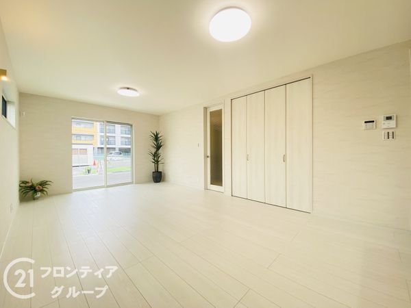 四條畷市美田町　新築一戸建て　２５号地