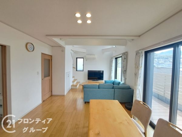 四條畷市岡山東５丁目の中古一戸建て