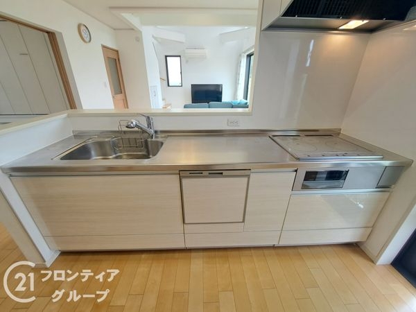 四條畷市岡山東５丁目　中古一戸建て