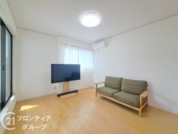 四條畷市岡山東５丁目の中古一戸建て