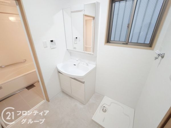 守口市寺方錦通４丁目の中古一戸建て