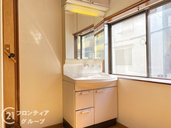 門真市小路町の中古一戸建て