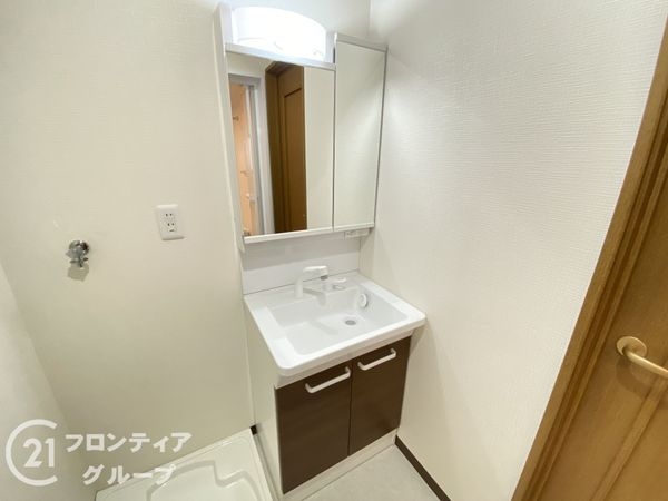 門真市石原町の中古一戸建て