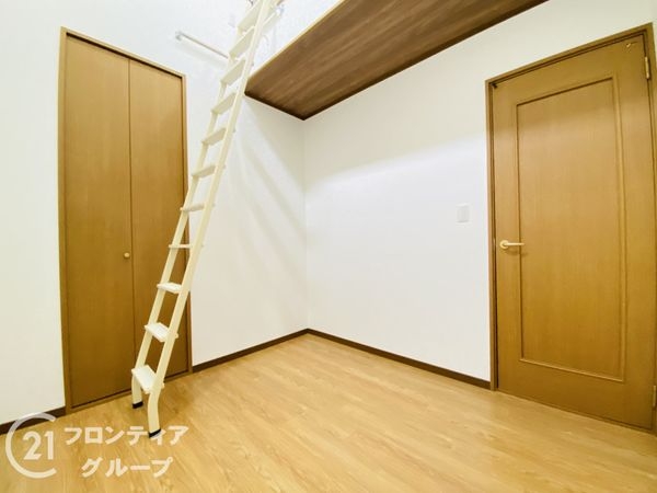 門真市石原町の中古一戸建て