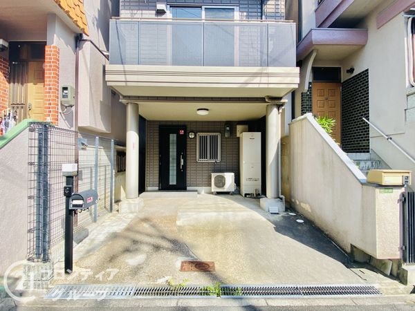 大阪市東淀川区井高野３丁目の中古一戸建て