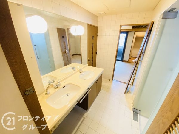 朝日プラザアルティマタワーズ　中古マンション