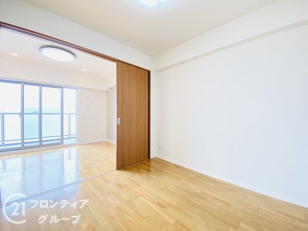 シャリエ鶴見緑地エルグレース　中古マンション