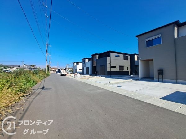 天理市勾田町　新築一戸建て　１８号地