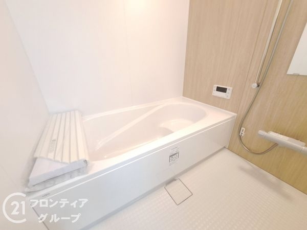 天理市勾田町　新築一戸建て　１８号地