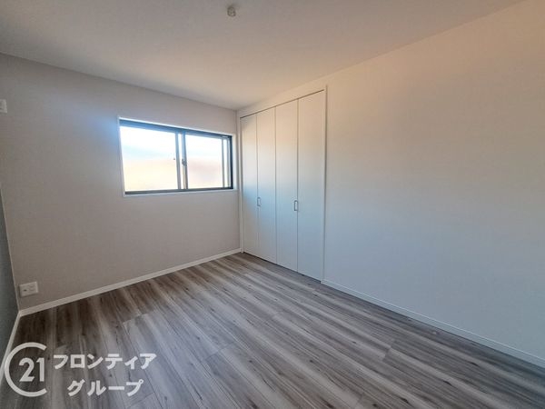 天理市勾田町　新築一戸建て　１６号地