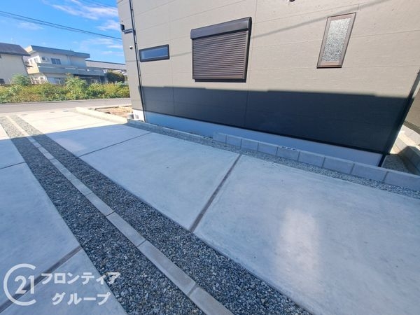天理市勾田町　新築一戸建て　１６号地