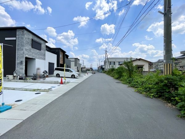 天理市勾田町　新築一戸建て　１２号地
