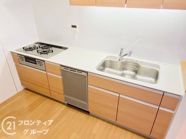 タイムズ・ピース・スクエア・ファーストゲートシティ　中古マ…