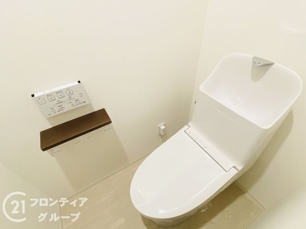 大阪市城東区野江4丁目の中古一戸建て(トイレ)
