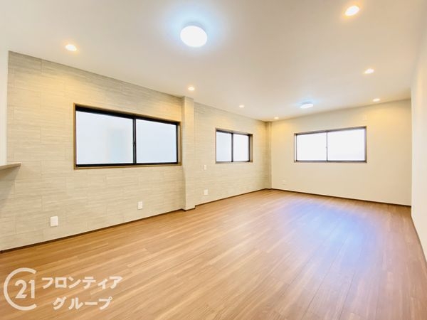 大阪市城東区野江4丁目の中古一戸建て(リビング)