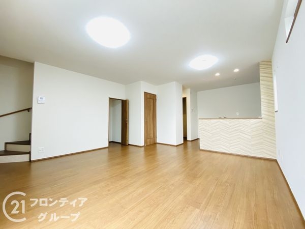 守口市大久保町５丁目　新築一戸建て　２号棟