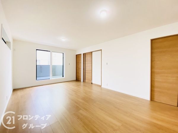 大東市三住町　新築一戸建て　6号地
