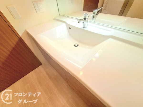 グランドメゾン四條畷ゲートハウス　中古マンション
