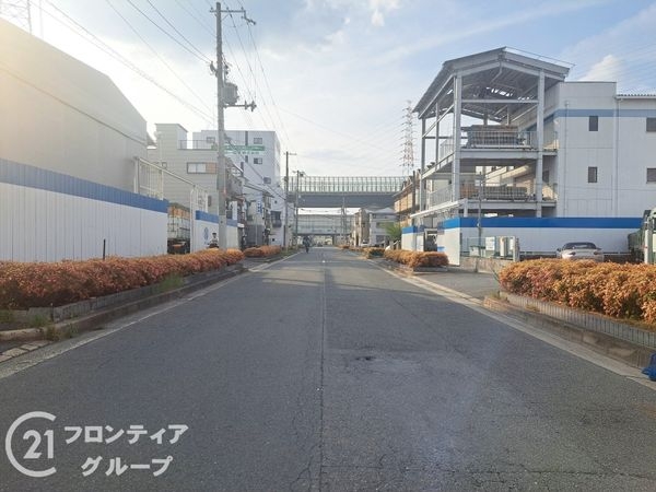 門真市四宮3丁目の中古一戸建て(前面道路含む現地写真)