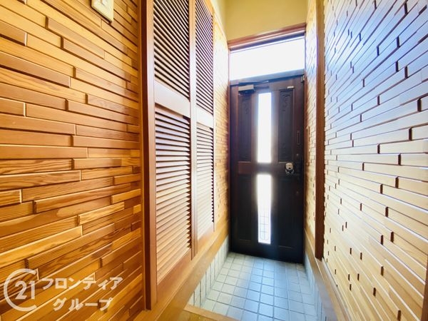 大阪市旭区森小路2丁目の中古一戸建て(玄関)