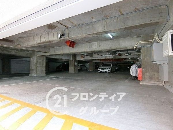 シャンボール天満 中古マンション(駐車場)