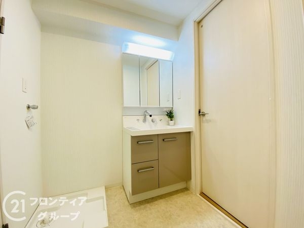 シャンボール天満 中古マンション(洗面台・洗面所)