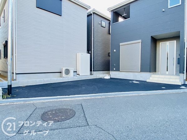 四條畷市二丁通町 新築戸建て 3期 4号棟(駐車場)