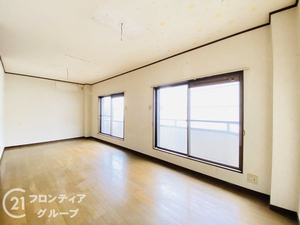 大東市新田本町の中古一戸建て