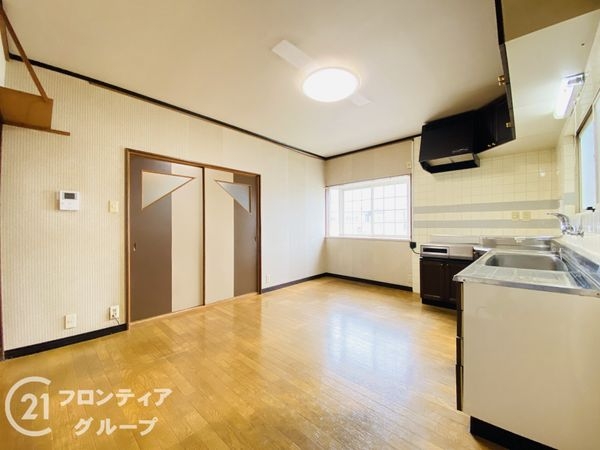 門真市島頭２丁目　中古一戸建て