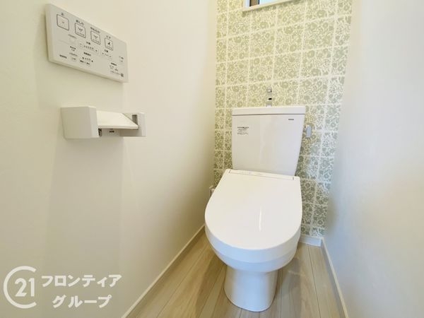 大東市寺川2丁目 新築一戸建て(トイレ)