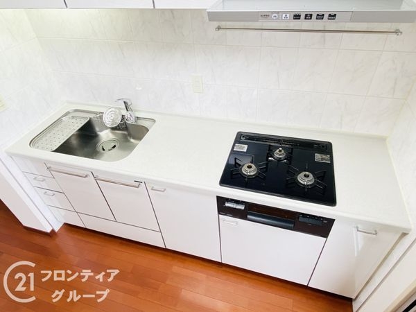 エステムコート上新庄2アクアフェイス 中古マンション(キッチン)