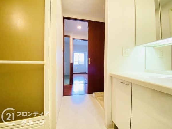 エステムコート上新庄2アクアフェイス 中古マンション(洗面台・洗面所)