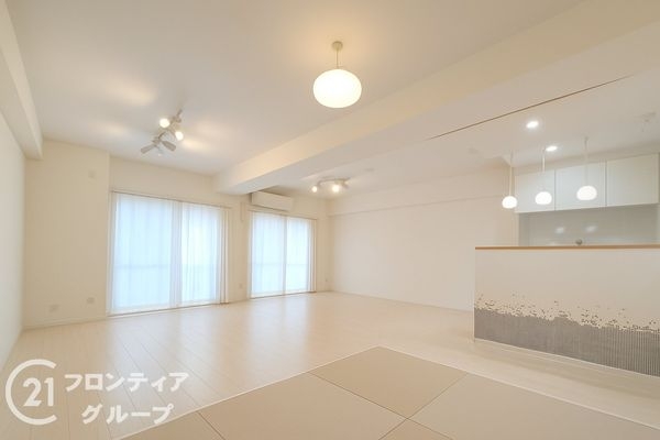 ファミール・パーク鶴見中古マンション(リビング)