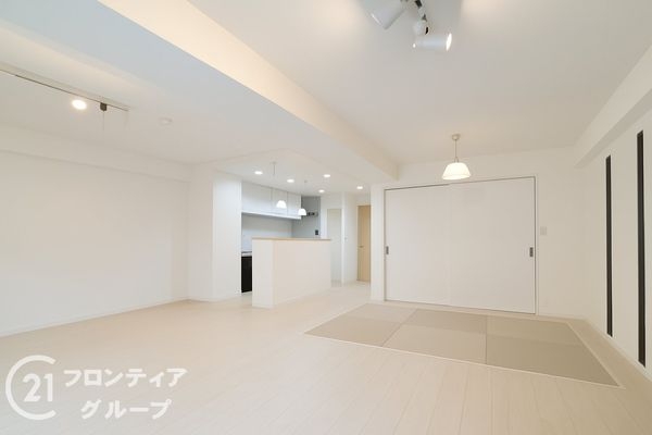 ファミール・パーク鶴見中古マンション(リビング)