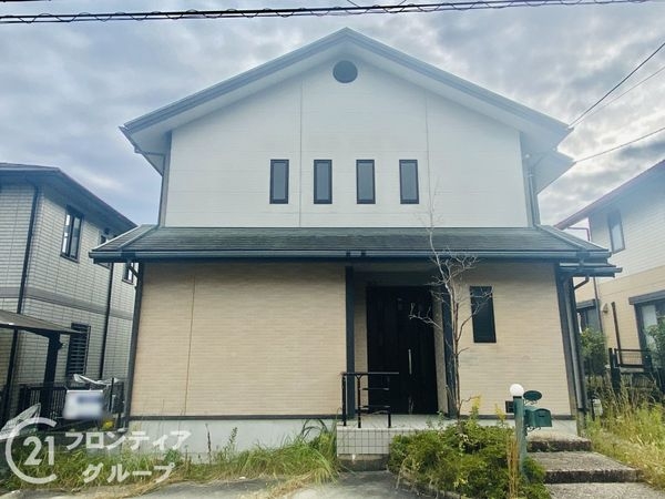 四條畷市さつきヶ丘 中古一戸建て