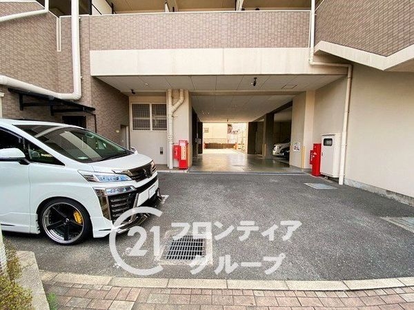 ディオ・フェルティ門真本町 中古マンション(駐車場)