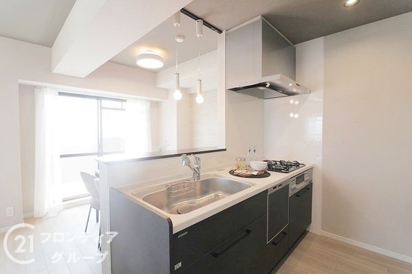 ライオンズマンション城東緑橋 中古マンション(キッチン)