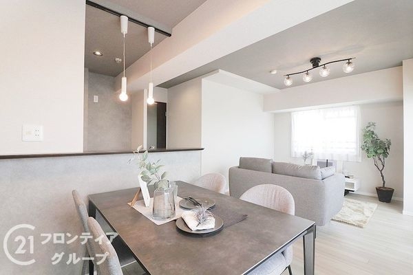 ライオンズマンション城東緑橋 中古マンション(リビング)